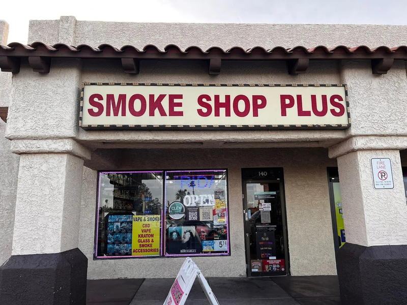 Cover photo of Smoke & Vape